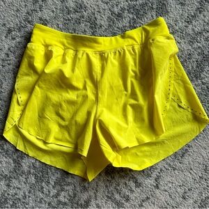 Find your pace HR shorts lululemon - sonic yellow